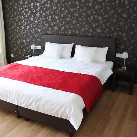 Feriendomizil Am Lindenplatz Hotel Bullay Kültér fotó
