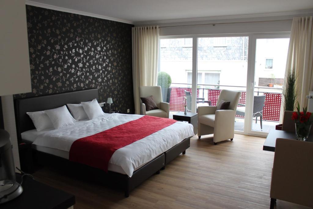 Feriendomizil Am Lindenplatz Hotel Bullay Kültér fotó