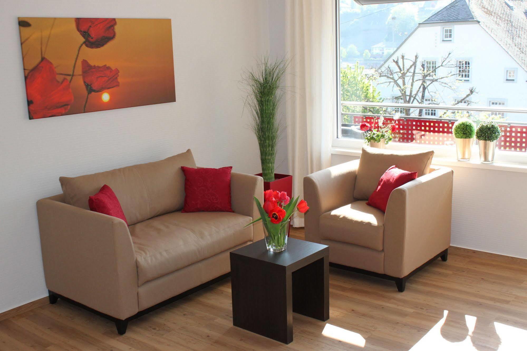 Feriendomizil Am Lindenplatz Hotel Bullay Kültér fotó