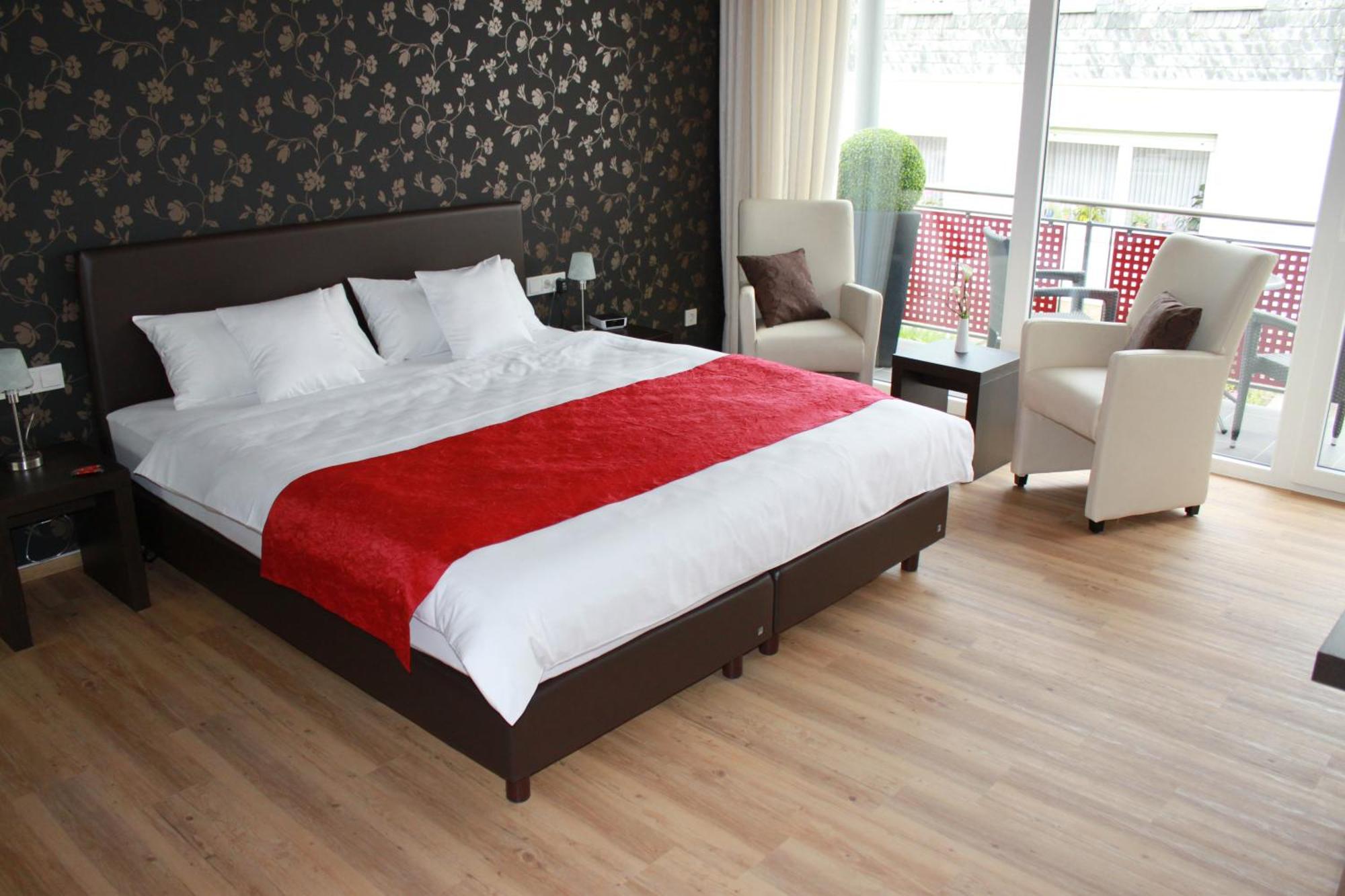 Feriendomizil Am Lindenplatz Hotel Bullay Kültér fotó