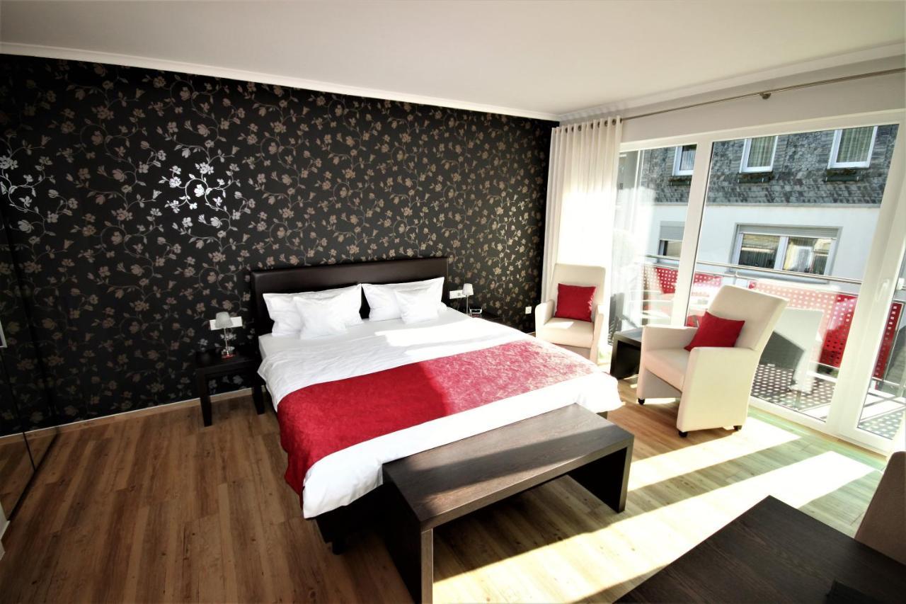 Feriendomizil Am Lindenplatz Hotel Bullay Kültér fotó