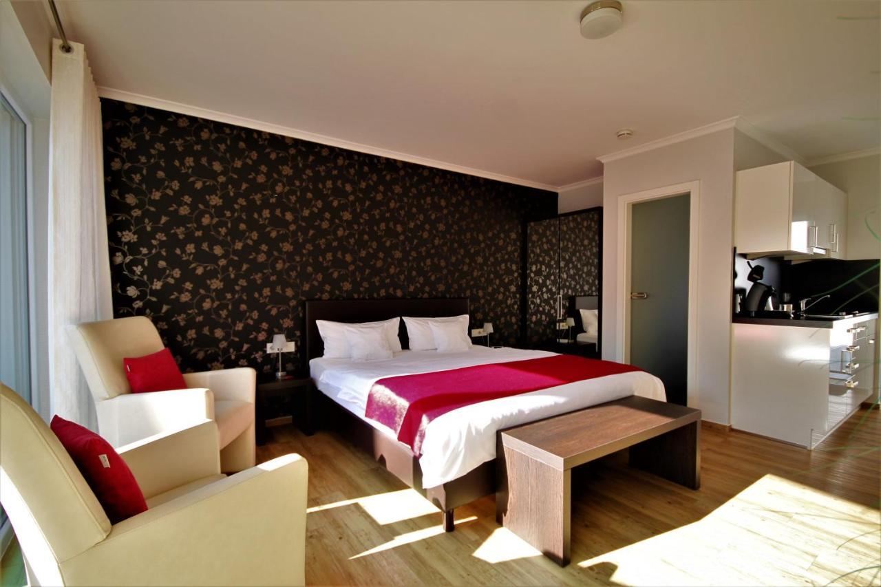 Feriendomizil Am Lindenplatz Hotel Bullay Kültér fotó