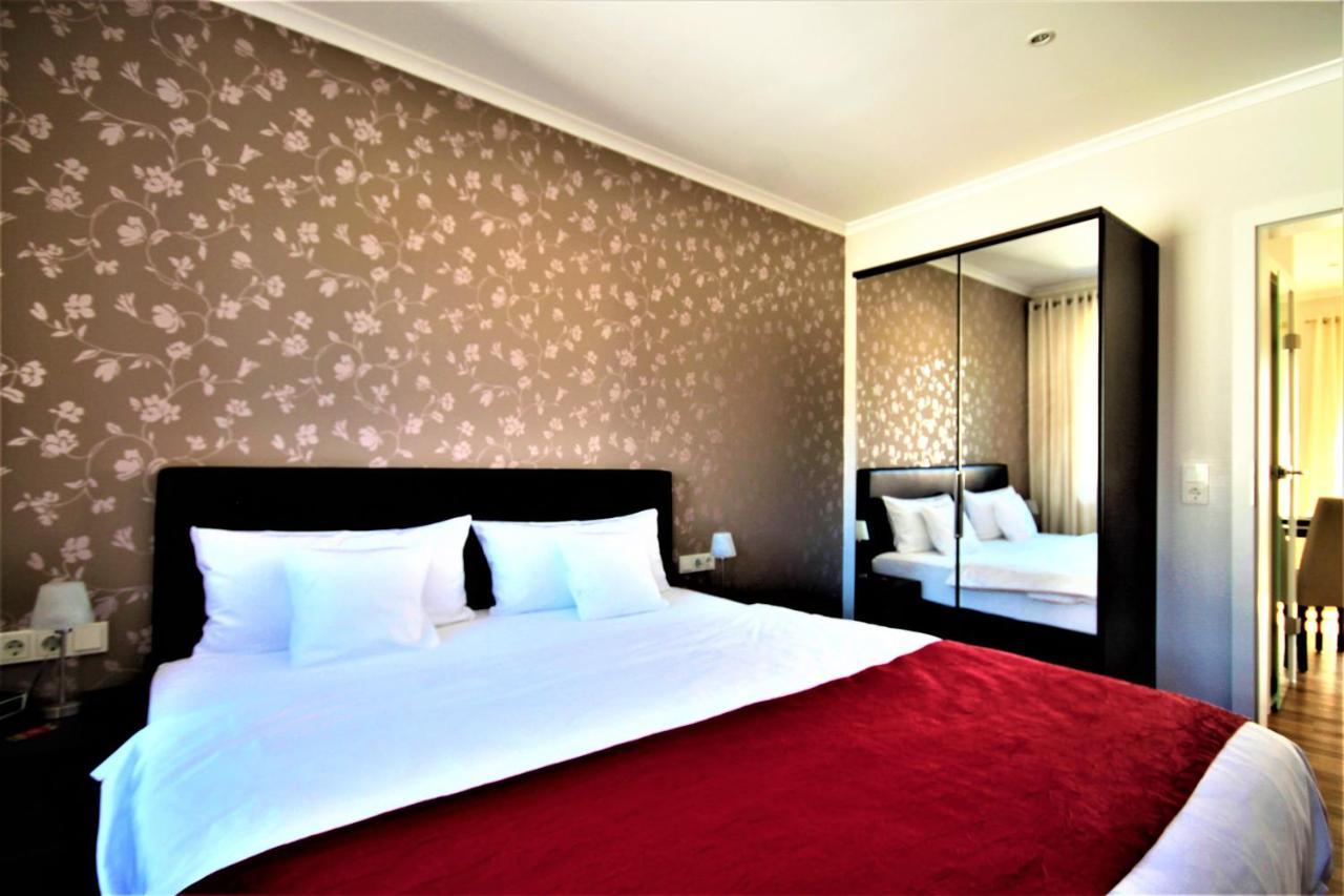 Feriendomizil Am Lindenplatz Hotel Bullay Kültér fotó