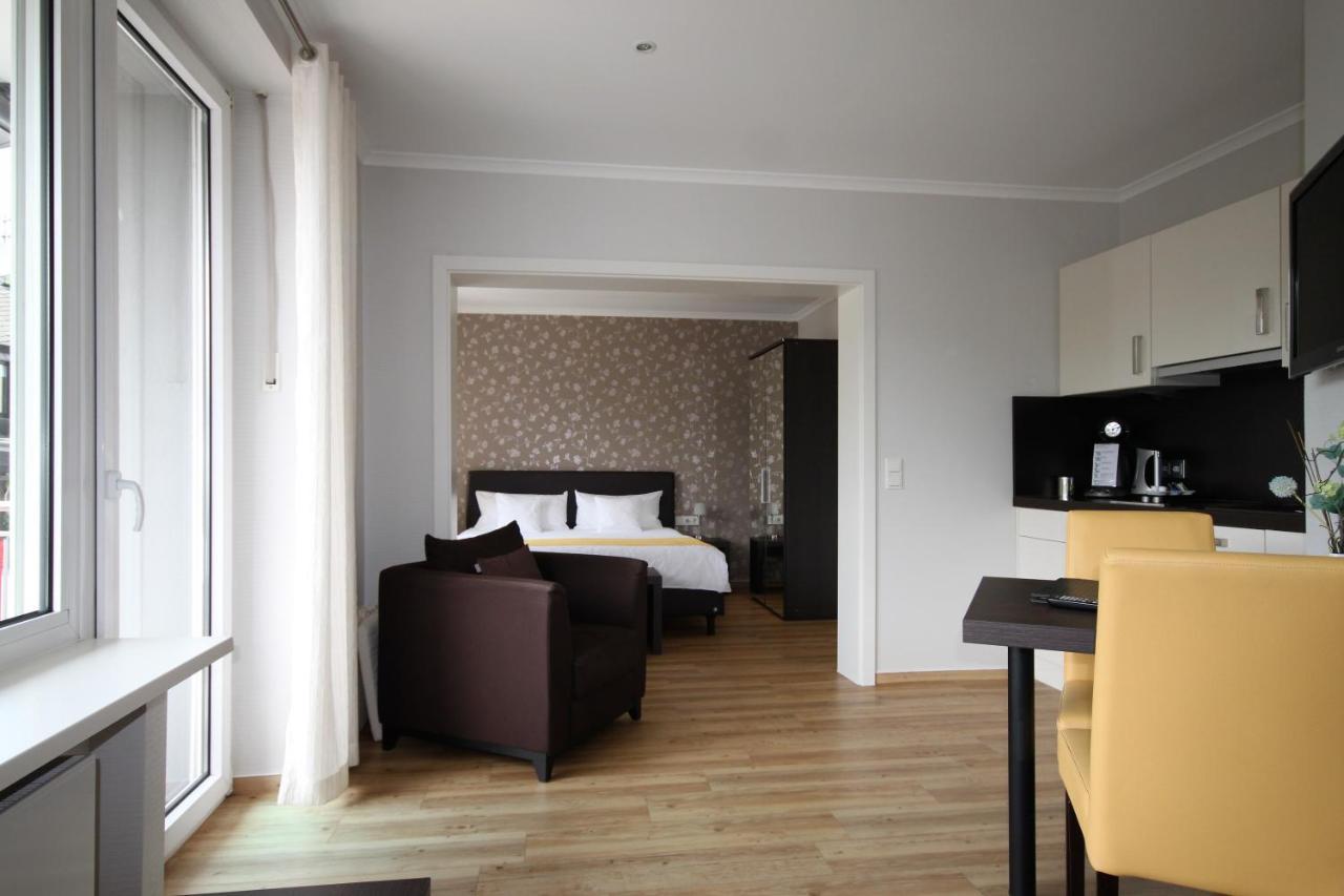 Feriendomizil Am Lindenplatz Hotel Bullay Kültér fotó